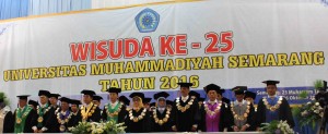 Read more about the article Wisuda Unimus ke-25 Tahun 2016