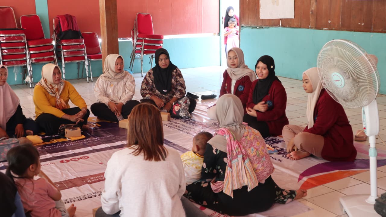 Read more about the article Sekolah Perempuan Plus 2025 Chapter 14: Peserta Mulai Terapkan Minat di Bidang Tata Rias dan Olahan Bawang Merah