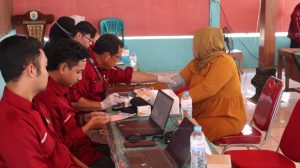 Read more about the article Sekolah Perempuan Plus 2025 Hadirkan Layanan Cek Kesehatan dan Donor Darah Gratis untuk Warga Desa Kandangrejo